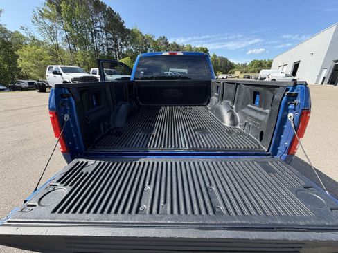 Used 2017 Ford F150 XL w/ Equipment Group 101A Mid RWD image 7
