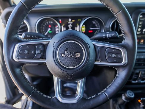 Used 2021 Jeep Wrangler Unlimited Sahara w/ Cold Weather Group image 15