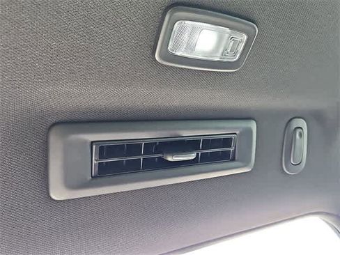 Used 2023 Chevrolet Tahoe Z71 w/ Luxury Package image 27