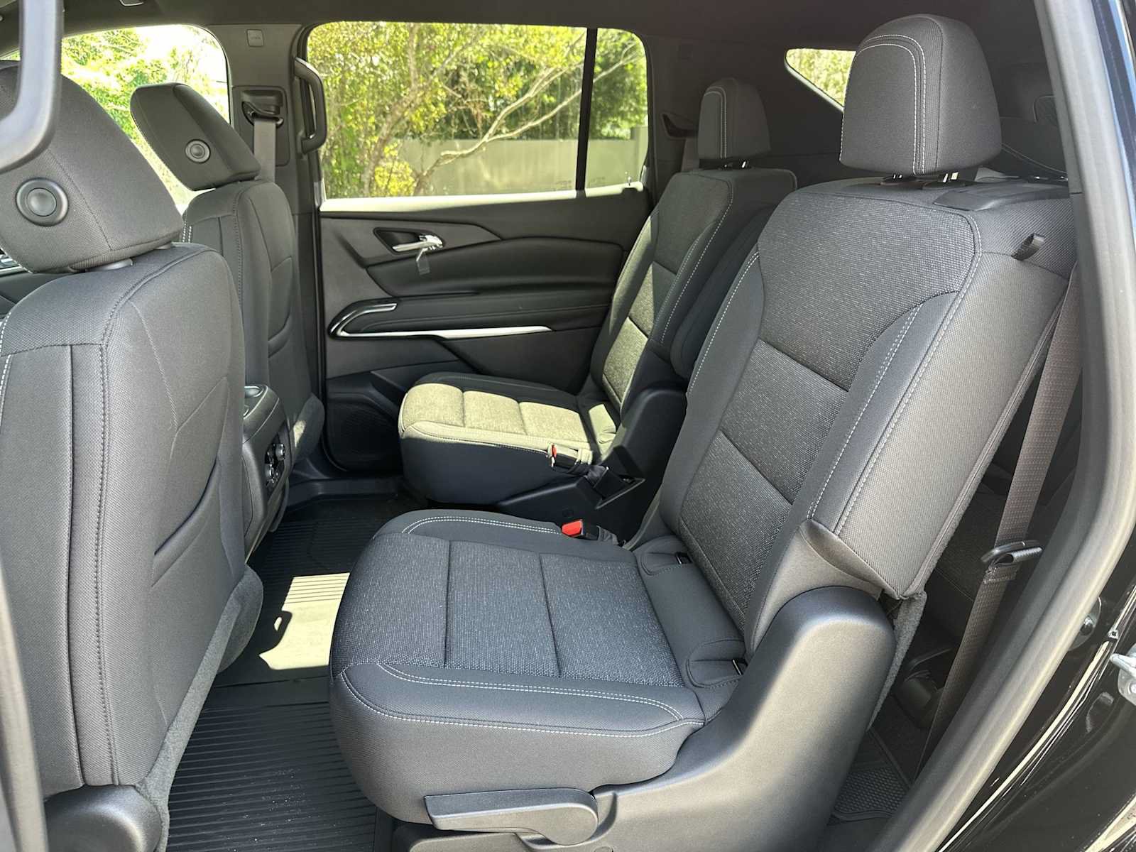 New 2026 Chevrolet Traverse LT w/ Driver Confidence Package FWD image 17
