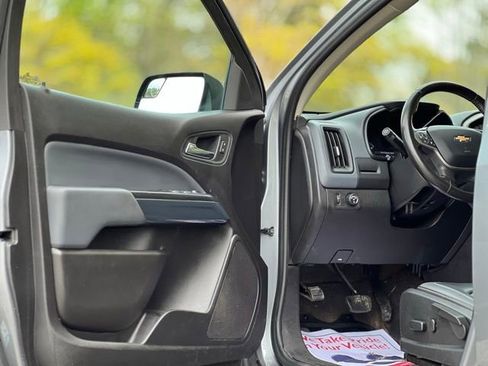 Used 2019 Chevrolet Colorado Z71 image 9