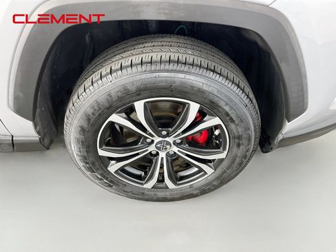 Used 2022 Toyota RAV4 LE FWD image 36