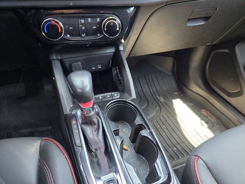Used 2024 Chevrolet TrailBlazer RS FWD image 19