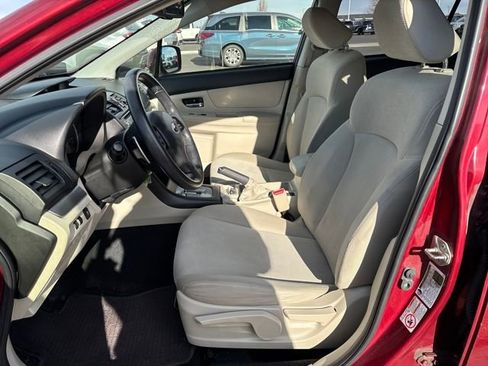 Used 2013 Subaru Crosstrek 2.0i Premium image 9