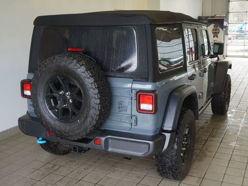 Used 2024 Jeep Wrangler Unlimited AWD/4WD image 14