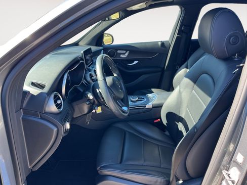 Used 2018 Mercedes-Benz GLC 300 4MATIC image 9