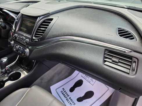 Used 2016 Chevrolet Impala LTZ FWD image 32