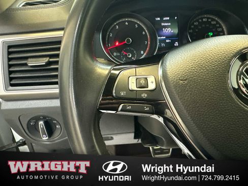 Used 2019 Volkswagen Atlas SE w/ Panoramic Sunroof Package image 22