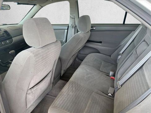 Used 2005 Toyota Camry LE FWD image 10