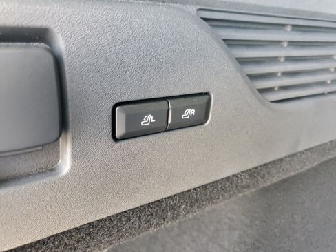 New 2026 Lincoln Nautilus Reserve AWD/4WD image 33