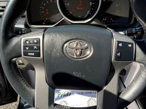 Used 2011 Toyota 4Runner Limited w/ Convenience Pkg image 16