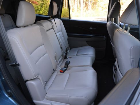 Used 2017 Honda Pilot EX-L image 16