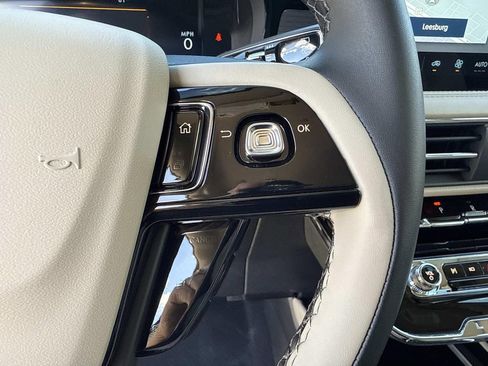 New 2026 Lincoln Corsair Premiere image 28