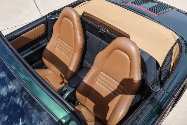 Used 2002 Toyota MR2 RWD image 69