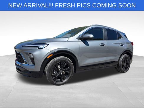 Used 2024 Buick Encore GX Sport Touring w/ Comfort Package image 2