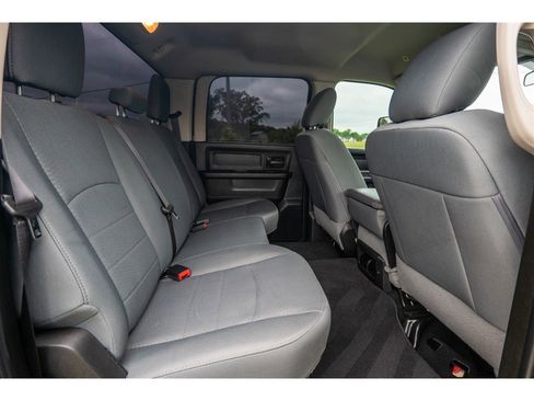 Used 2018 RAM 3500 Tradesman w/ Chrome Appearance Group AWD/4WD image 25