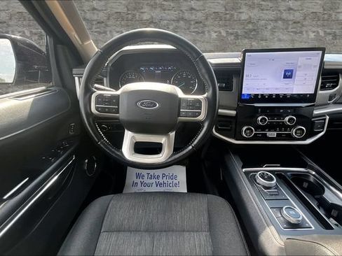 Used 2023 Ford Expedition XLT AWD/4WD image 8