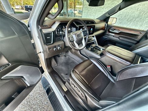 Certified 2023 GMC Sierra 1500 Denali image 10