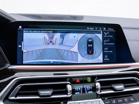 Used 2023 BMW X6 xDrive40i w/ Climate Comfort Package image 25