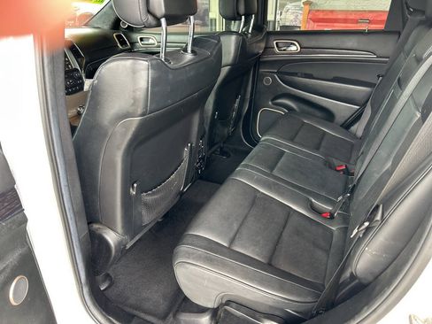 Used 2014 Jeep Grand Cherokee Summit AWD/4WD image 6