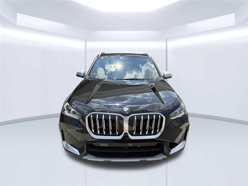 Used 2023 BMW X1 xDrive28i w/ Premium Package AWD/4WD image 2