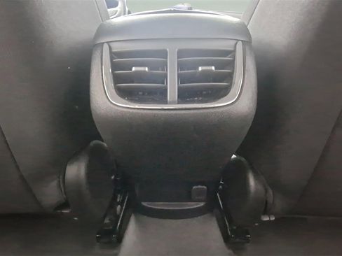 Used 2023 Chevrolet Malibu LT image 9