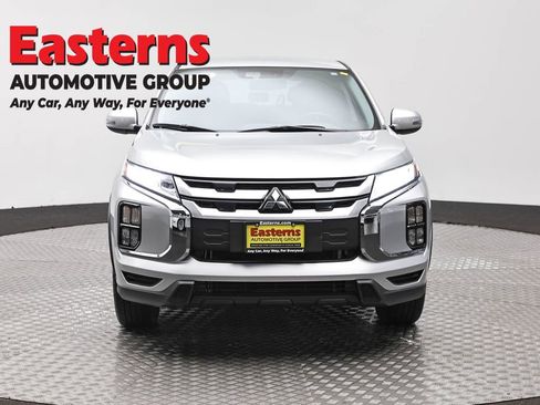 Used 2025 Mitsubishi Outlander Sport AWD image 2