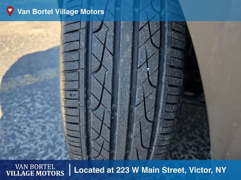 Used 2022 MINI Cooper 4-Door Hardtop image 24