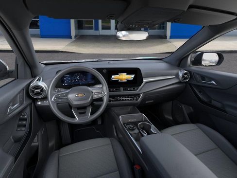 New 2026 Chevrolet Equinox LT AWD/4WD image 15