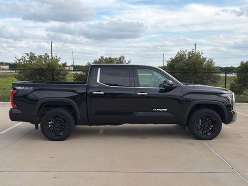 Used 2023 Toyota Tundra Limited w/ TRD Off-Road Package image 10