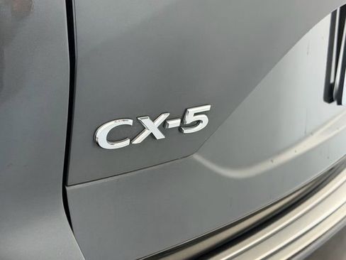 Used 2021 MAZDA CX-5 Touring FWD image 10