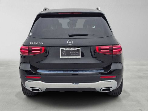 New 2026 Mercedes-Benz GLB 250 image 4