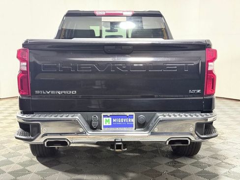 Used 2022 Chevrolet Silverado 1500 LTZ AWD/4WD image 5