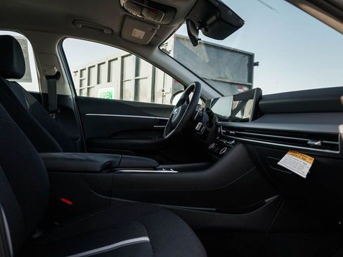 New 2026 Hyundai Sonata SEL FWD image 9
