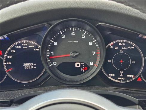 Used 2020 Porsche Cayenne image 11