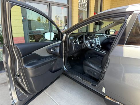 Used 2015 Nissan Murano Platinum w/ Platinum Technology Package AWD/4WD image 15