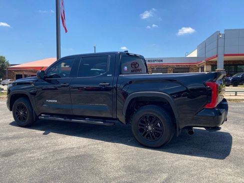 Used 2025 Toyota Tundra SR5 AWD/4WD image 7
