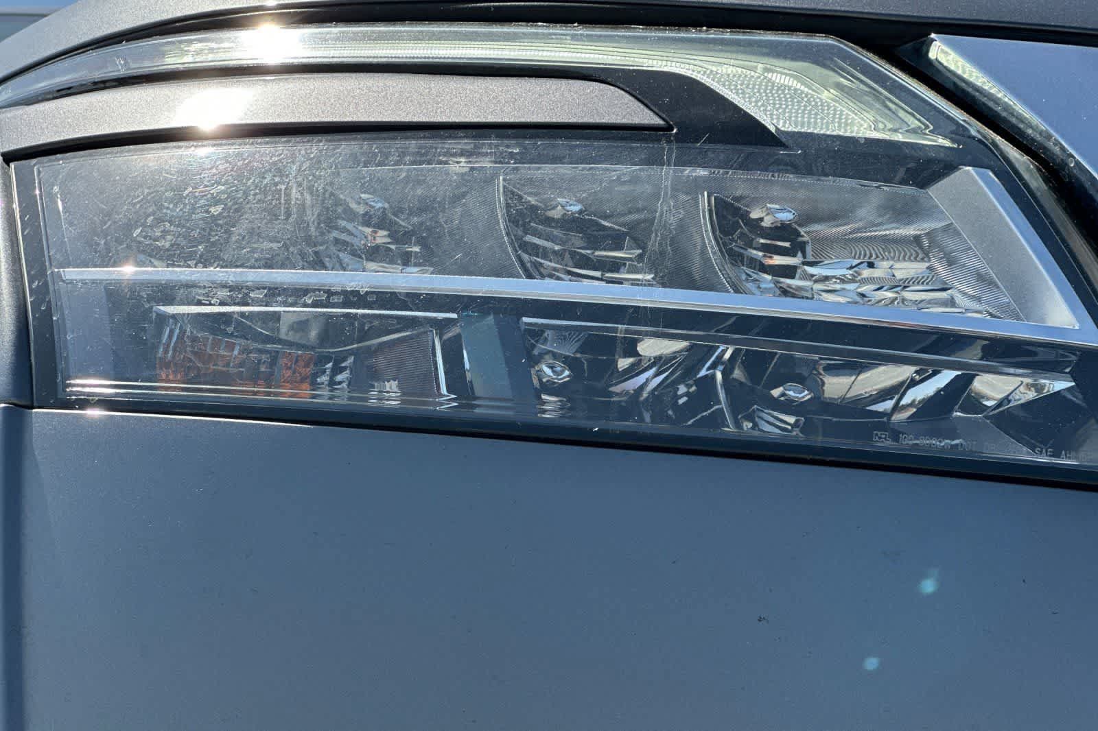 Certified 2022 Nissan Pathfinder SV FWD image 34