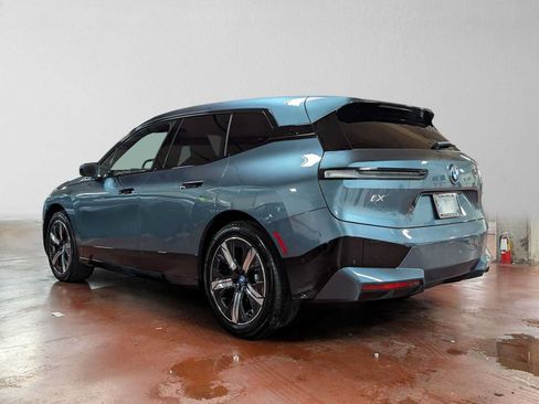 Used 2024 BMW iX xDrive50 w/ Sport Package AWD/4WD image 5