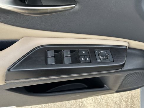 Used 2019 Lexus ES 350 image 17