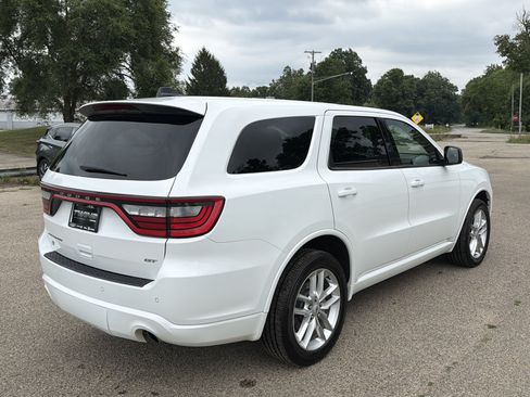 Used 2025 Dodge Durango GT AWD/4WD image 3