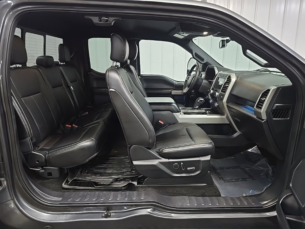 Certified 2018 Ford F150 Lariat w/ Equipment Group 502A Luxury AWD/4WD image 17