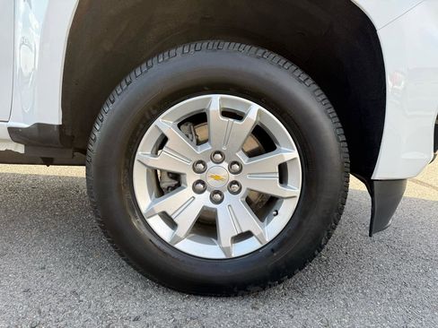 Used 2022 Chevrolet Colorado LT w/ Fleet Safety Package RWD image 37