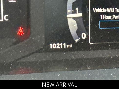 Used 2025 Toyota 4Runner SR5 AWD/4WD image 1