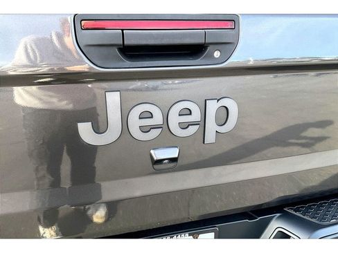 Used 2021 Jeep Gladiator Sport w/ Quick Order Package 24Q 80Th image 22