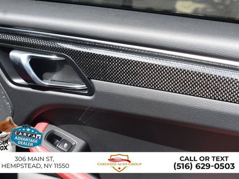 Used 2023 Porsche Macan Turbo AWD/4WD image 29