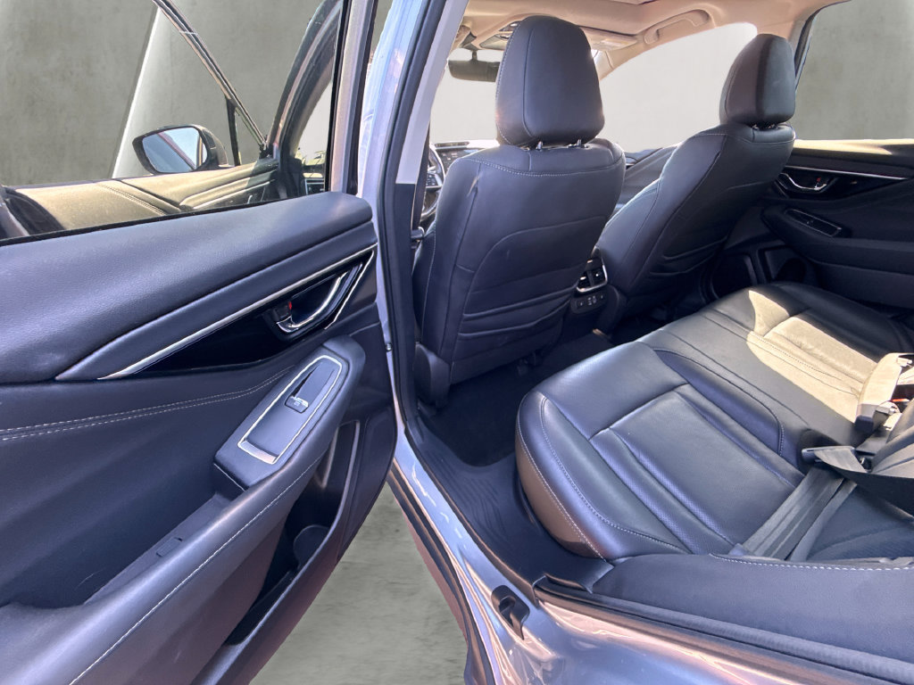 Used 2023 Subaru Outback Limited AWD/4WD image 11