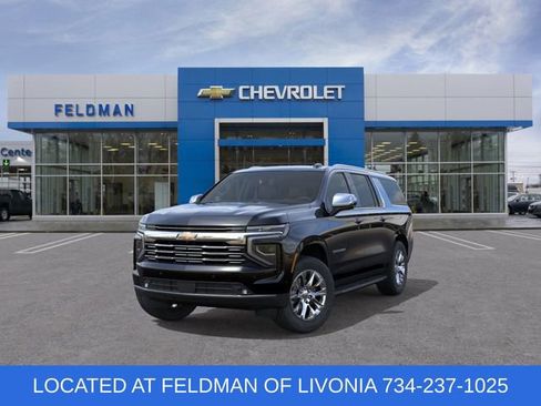 New 2025 Chevrolet Suburban Premier image 8