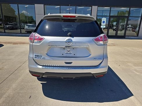 Used 2016 Nissan Rogue SL AWD/4WD image 6