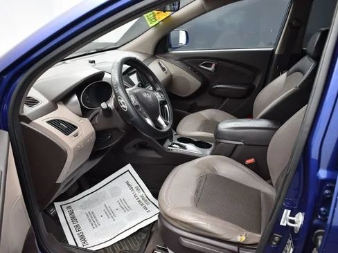 Used 2011 Hyundai Tucson GLS FWD image 14